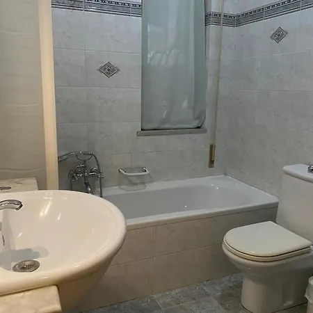 Apartment Spacious In With Private Pool *